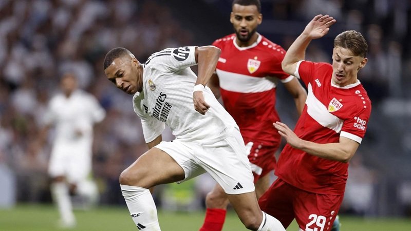 Real Madrid vs VfB Stuttgart Timeline